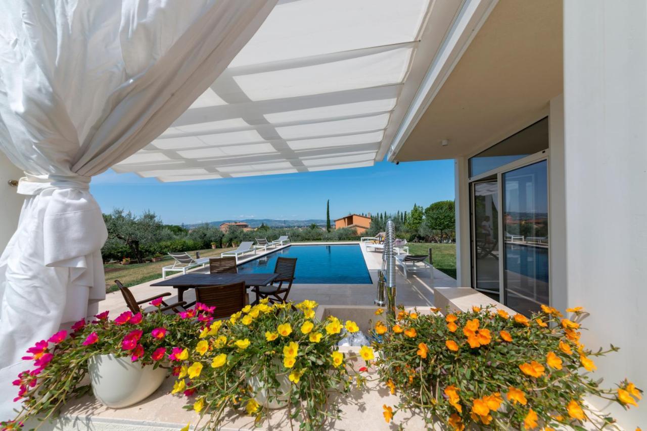 Giuliveto Bed And Breakfast Foligno Exterior photo
