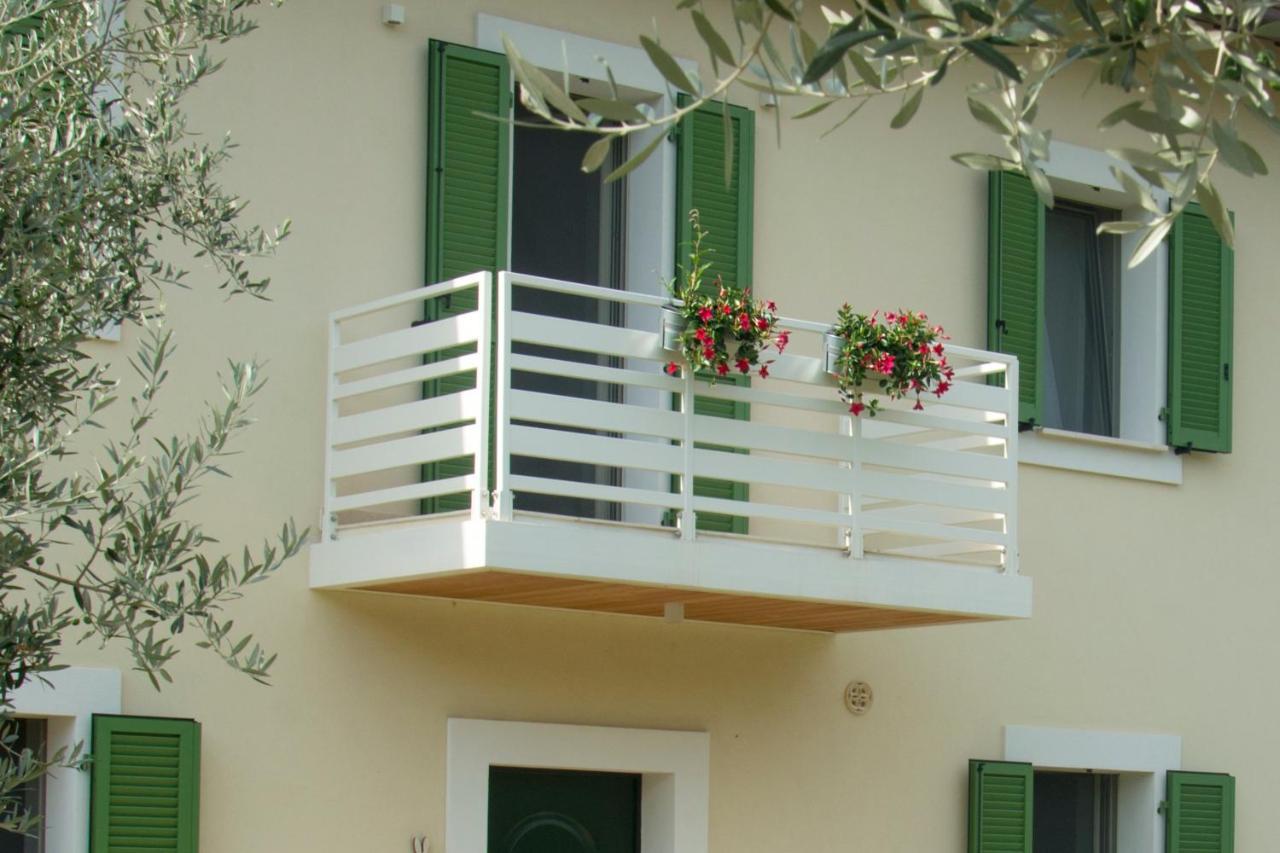 Giuliveto Bed And Breakfast Foligno Exterior photo